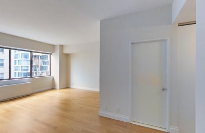 260 West 52nd Street, #16H