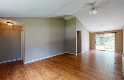 27 Colonial Way, #27