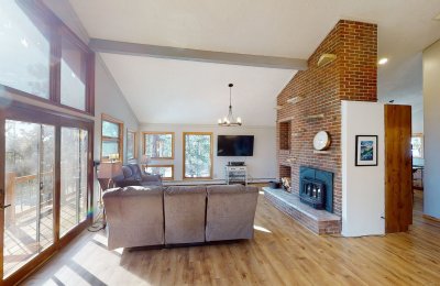851 Panorama Drive