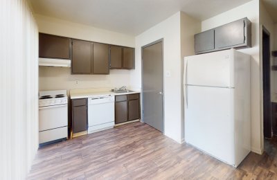 725 Peppertree Drive, #15