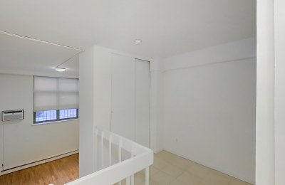 210 East 22nd Street, #OLH