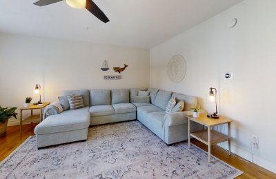 7 Heath Street, #8