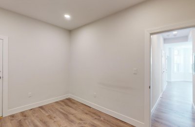 51 Queensberry Street, #2