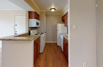 904 University Oaks Drive, #60