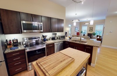 1331 Vine Street, #3