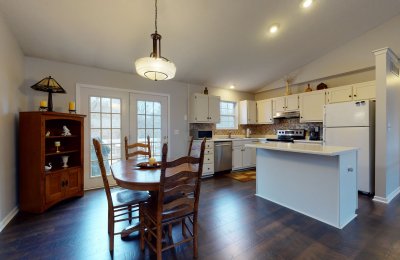 944 Bradford Court