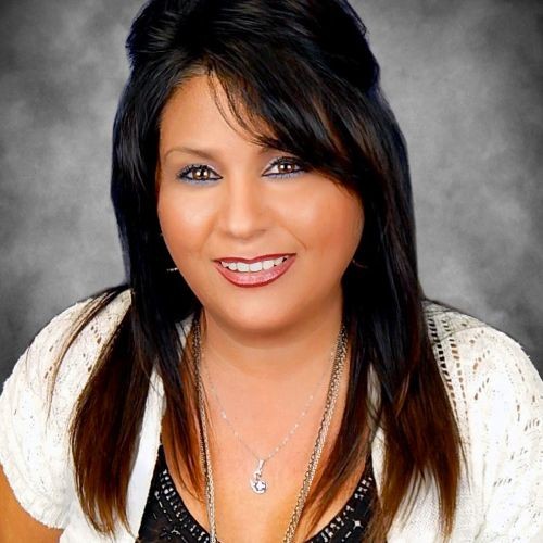 Agent Doreen Manzo
